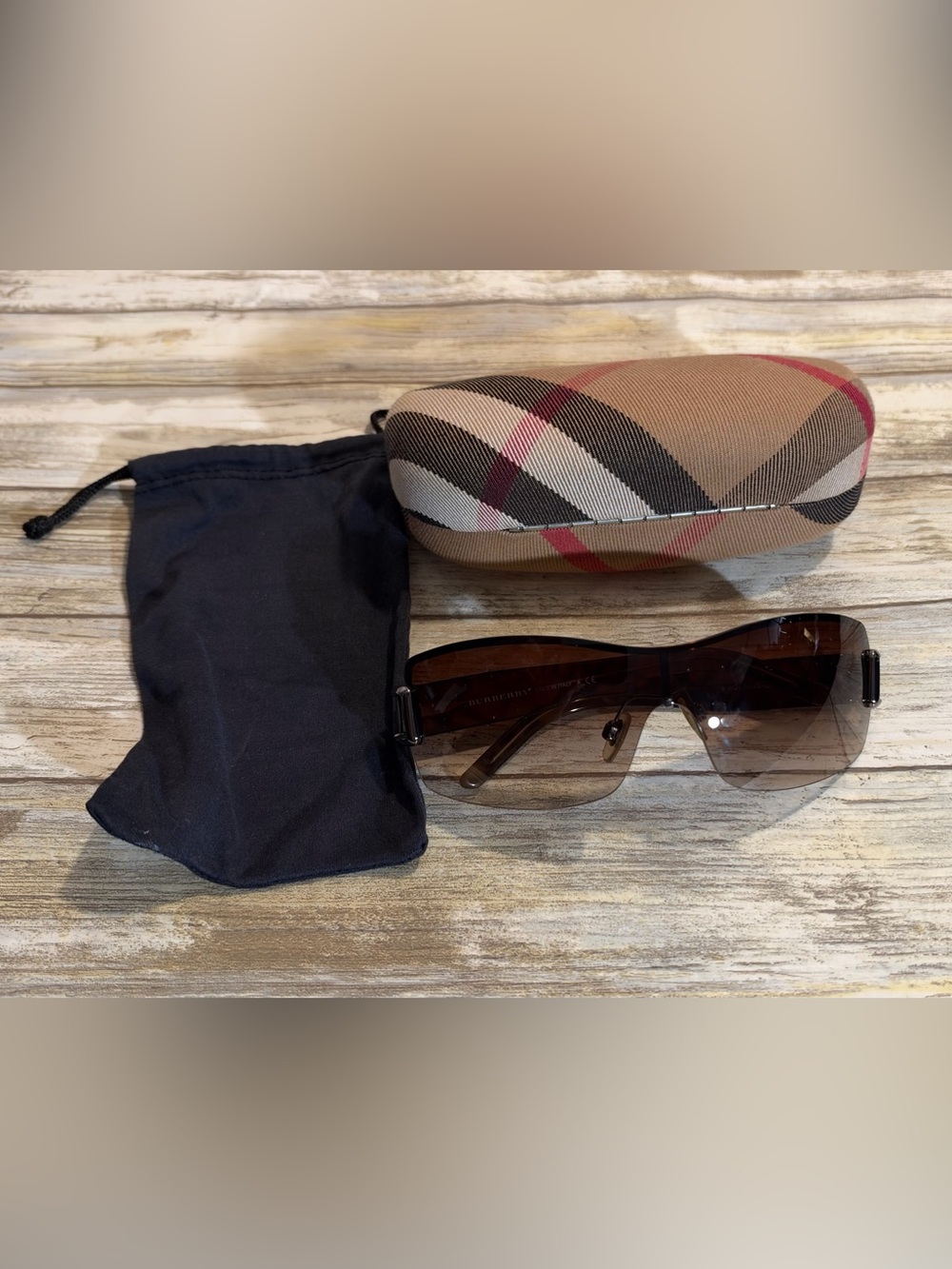 Burberry Shield Sunglasses Brown Gradient + Original Case